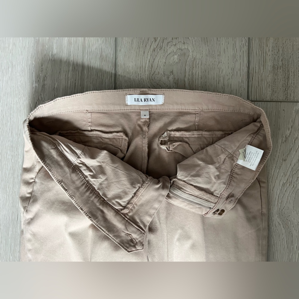 LILA RYAN Tan Cream Trousers Relaxed Fit